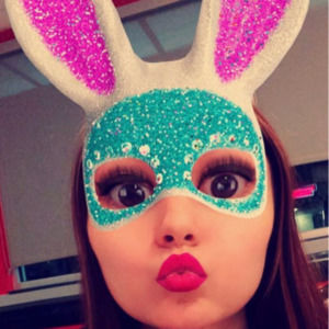 Meet your Posher, Brit